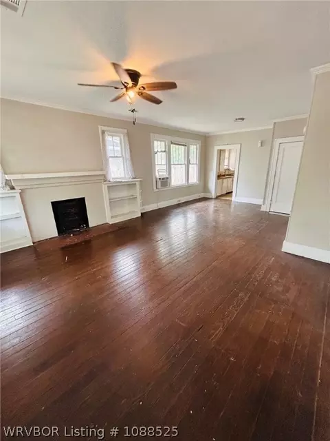 Living - 615 N 21st St, Fort Smith, AR 72901 photo 1 of 7