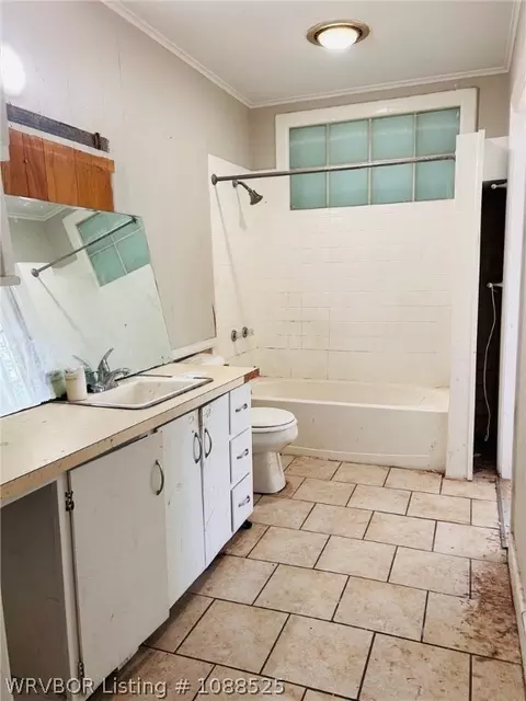 Bath - 615 N 21st St, Fort Smith, AR 72901 photo 1 of 2