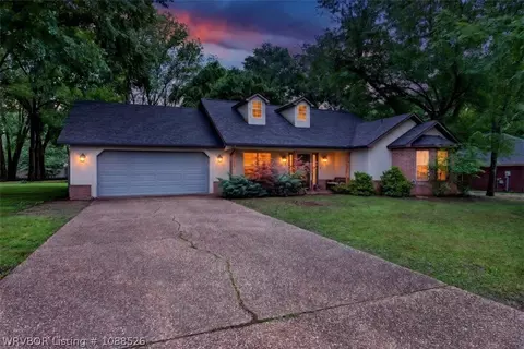 556 Caperton Loop, Greenwood, AR 72936