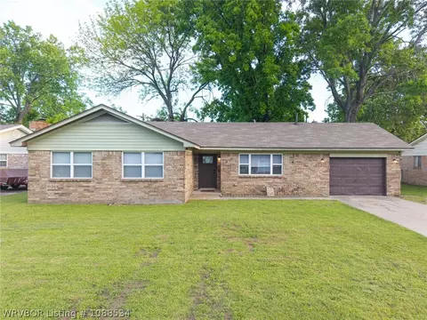 202 S 21st Ter, Fort Smith, AR 72908
