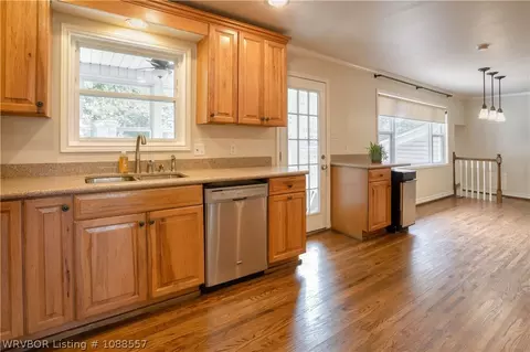 Kitchen - 70 Haven Dr, Fort Smith, AR 72901 photo 2 of 3