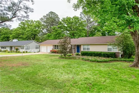 Exterior - 70 Haven Dr, Fort Smith, AR 72901 photo 3 of 10