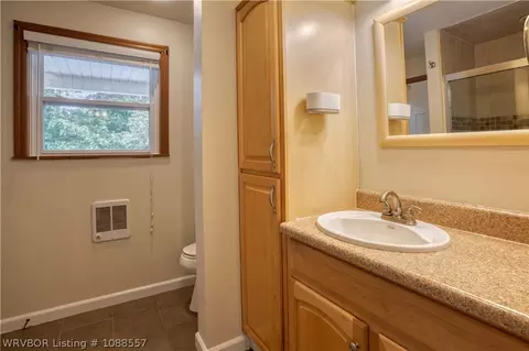 Bath - 70 Haven Dr, Fort Smith, AR 72901 photo 3 of 4