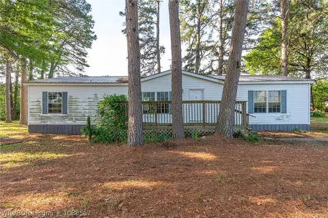 513 Parks Dr, Charleston, AR 72933