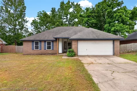 2111 Aspen Ter, Greenwood, AR 72936