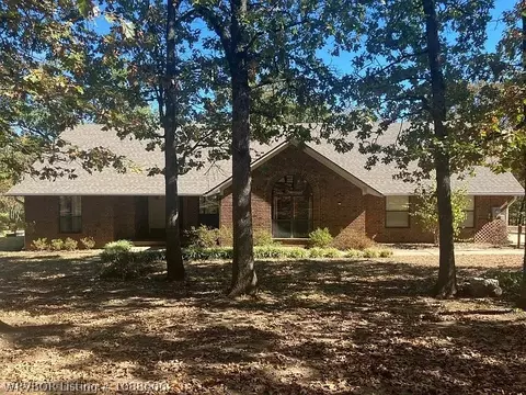 700 Timber Rdg, Howe, OK 74940