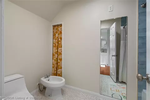 Bath - 3100 Jackson St, Fort Smith, AR 72903 photo 2 of 7