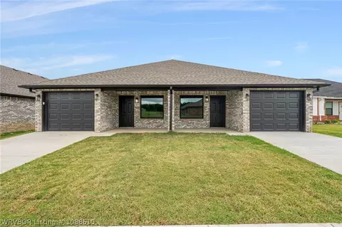 10419 A B Preston Ct, Fort Smith, AR 72916