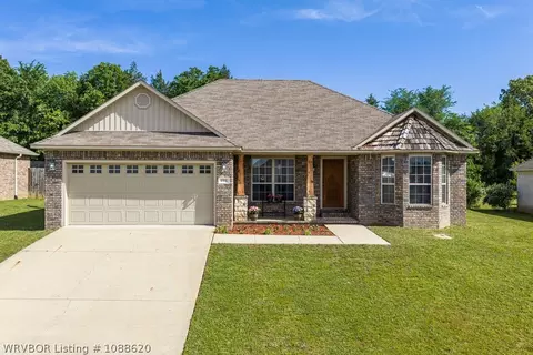 198 Pine St, Greenwood, AR 72936