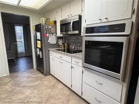 Kitchen - 3100 Enid St, Fort Smith, AR 72903 photo 3 of 4