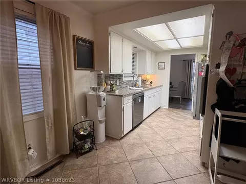 Kitchen - 3100 Enid St, Fort Smith, AR 72903 photo 1 of 4