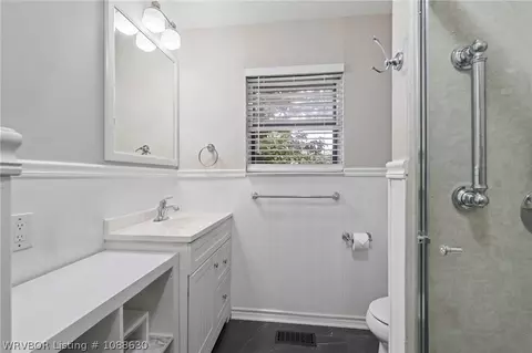 Bath - 2609 Ionia St, Fort Smith, AR 72901 photo 2 of 2