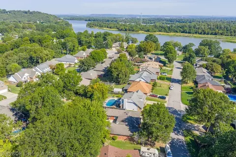 View/Area - 2900 S 96th St, Fort Smith, AR 72903 photo 1 of 3