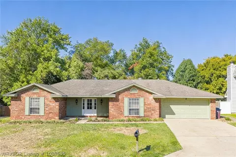 Exterior - 2900 S 96th St, Fort Smith, AR 72903 photo 3 of 5