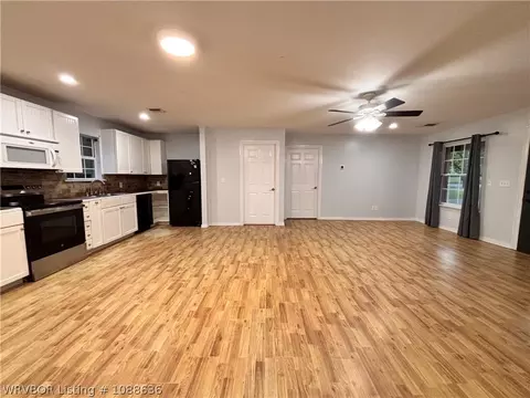 Living - 505 E 2nd St, Hartford, AR 72938 photo 8 of 10