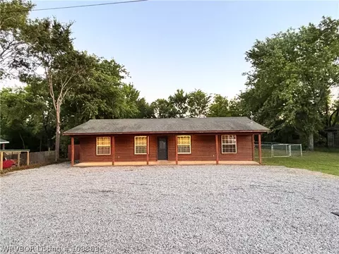 Exterior - 505 E 2nd St, Hartford, AR 72938 photo 15 of 16