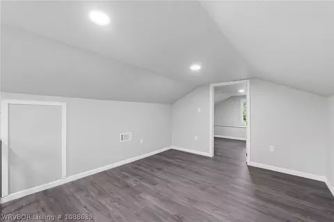 Bedroom - 1615 N D St, Fort Smith, AR 72901 photo 2 of 3