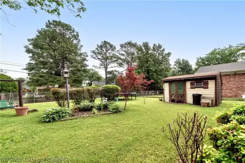 Exterior - 4515 Urbana Dr, Fort Smith, AR 72904 photo 7 of 9
