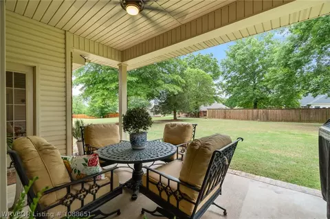 Exterior - 6800 Hunter Crossing Dr, Fort Smith, AR 72916 photo 10 of 11