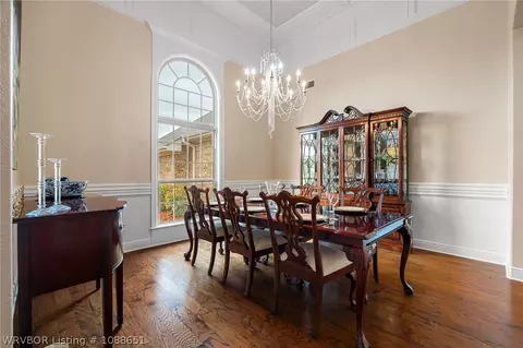 Dining - 6800 Hunter Crossing Dr, Fort Smith, AR 72916 photo 1 of 5