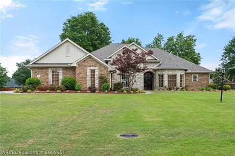 Exterior - 6800 Hunter Crossing Dr, Fort Smith, AR 72916 photo 5 of 11