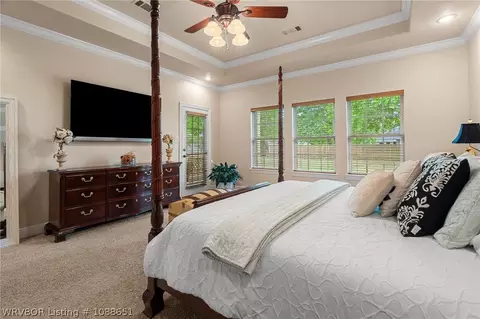 Bedroom - 6800 Hunter Crossing Dr, Fort Smith, AR 72916 photo 4 of 11