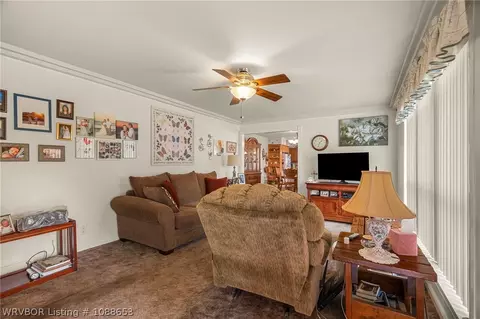704 S Fifth Ave, Bonanza, AR 72916 photo 4