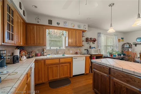 704 S Fifth Ave, Bonanza, AR 72916 photo 11