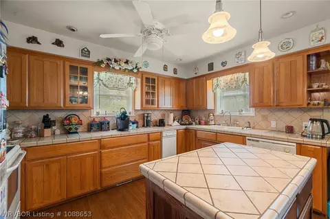 704 S Fifth Ave, Bonanza, AR 72916 photo 12