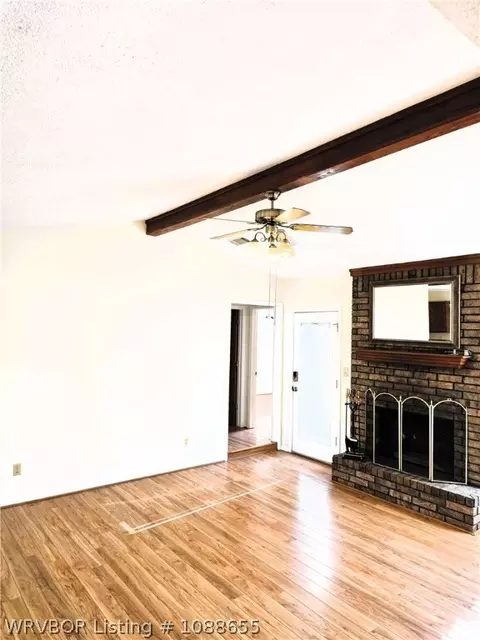 Living - 95 Easley Loop, Greenwood, AR 72936 photo 5 of 5
