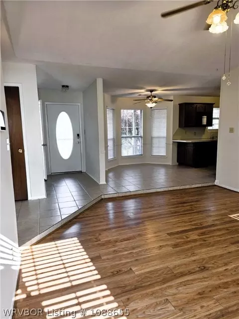 Entry Way - 95 Easley Loop, Greenwood, AR 72936 photo 3 of 3