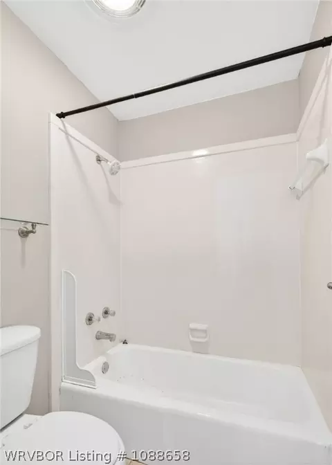 Bath - 9717 Thistle Ct, Fort Smith, AR 72908 photo 6 of 6