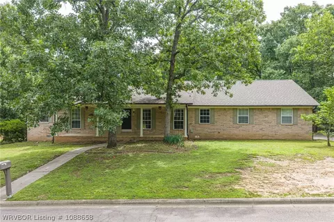 9717 Thistle Ct, Fort Smith, AR 72908