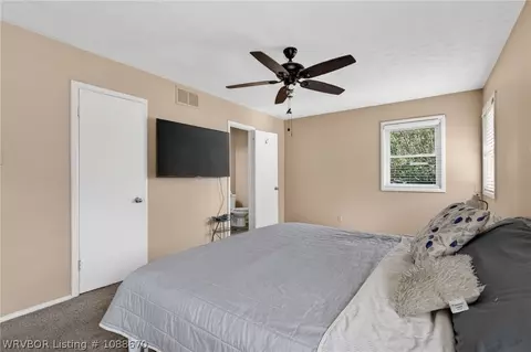 Bedroom - 2900 Boston St, Fort Smith, AR 72901 photo 6 of 7
