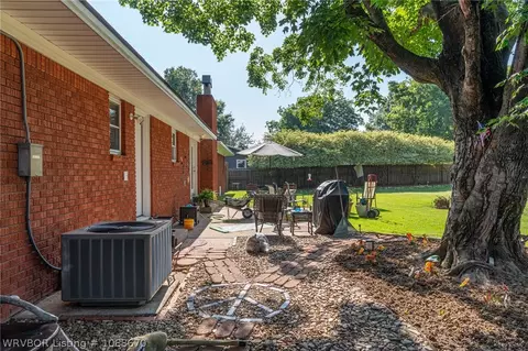 Exterior - 2900 Boston St, Fort Smith, AR 72901 photo 5 of 13