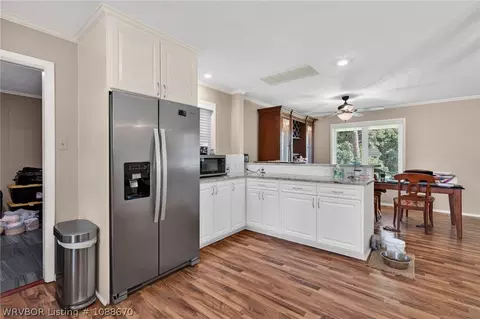 Kitchen - 2900 Boston St, Fort Smith, AR 72901 photo 3 of 7