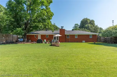 Exterior - 2900 Boston St, Fort Smith, AR 72901 photo 12 of 13