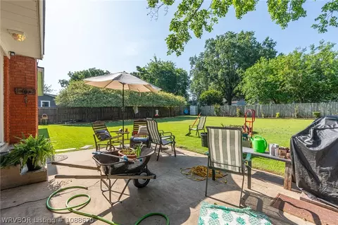 Exterior - 2900 Boston St, Fort Smith, AR 72901 photo 8 of 13
