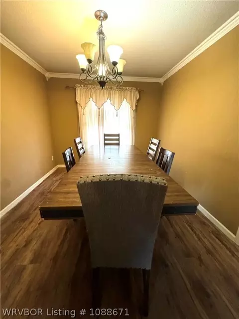 Dining - 8405 Meadow Dr, Fort Smith, AR 72908 photo 1 of 2