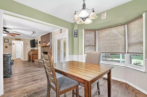 Dining - 8405 Meadow Dr, Fort Smith, AR 72908 photo 2 of 4