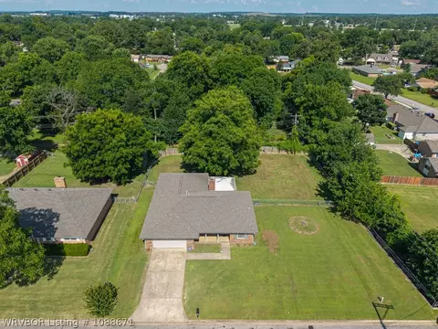 View/Area - 8405 Meadow Dr, Fort Smith, AR 72908 photo 1 of 3