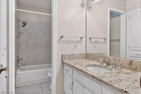 Bath - 8405 Meadow Dr, Fort Smith, AR 72908 photo 2 of 3