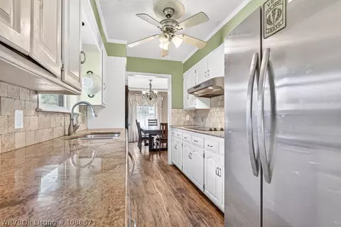 Kitchen - 8405 Meadow Dr, Fort Smith, AR 72908 photo 1 of 6