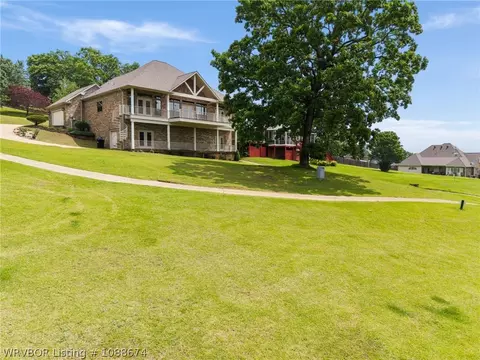 Exterior - 3819 Tpc Dr, Alma, AR 72921 photo 6 of 11