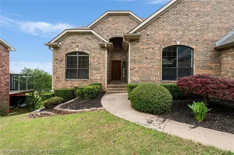 Exterior - 3819 Tpc Dr, Alma, AR 72921 photo 3 of 11
