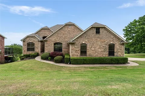 Exterior - 3819 Tpc Dr, Alma, AR 72921 photo 8 of 11