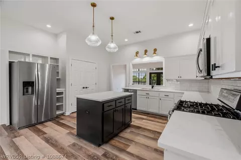 Kitchen - 3819 Tpc Dr, Alma, AR 72921 photo 1 of 4