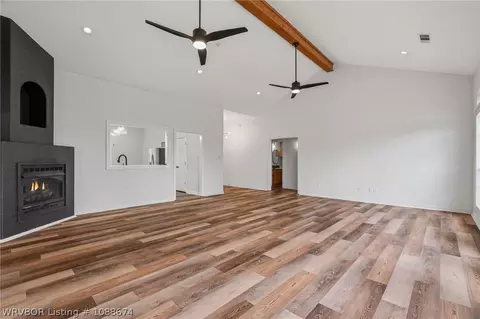 Living - 3819 Tpc Dr, Alma, AR 72921 photo 3 of 4