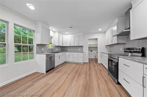 Other - 9609 Jenny Lind Rd, Fort Smith, AR 72908 photo 3 of 9