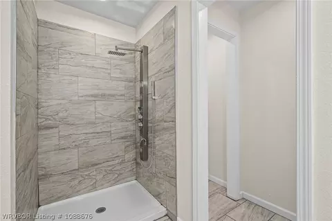 Bath - 9609 Jenny Lind Rd, Fort Smith, AR 72908 photo 5 of 6